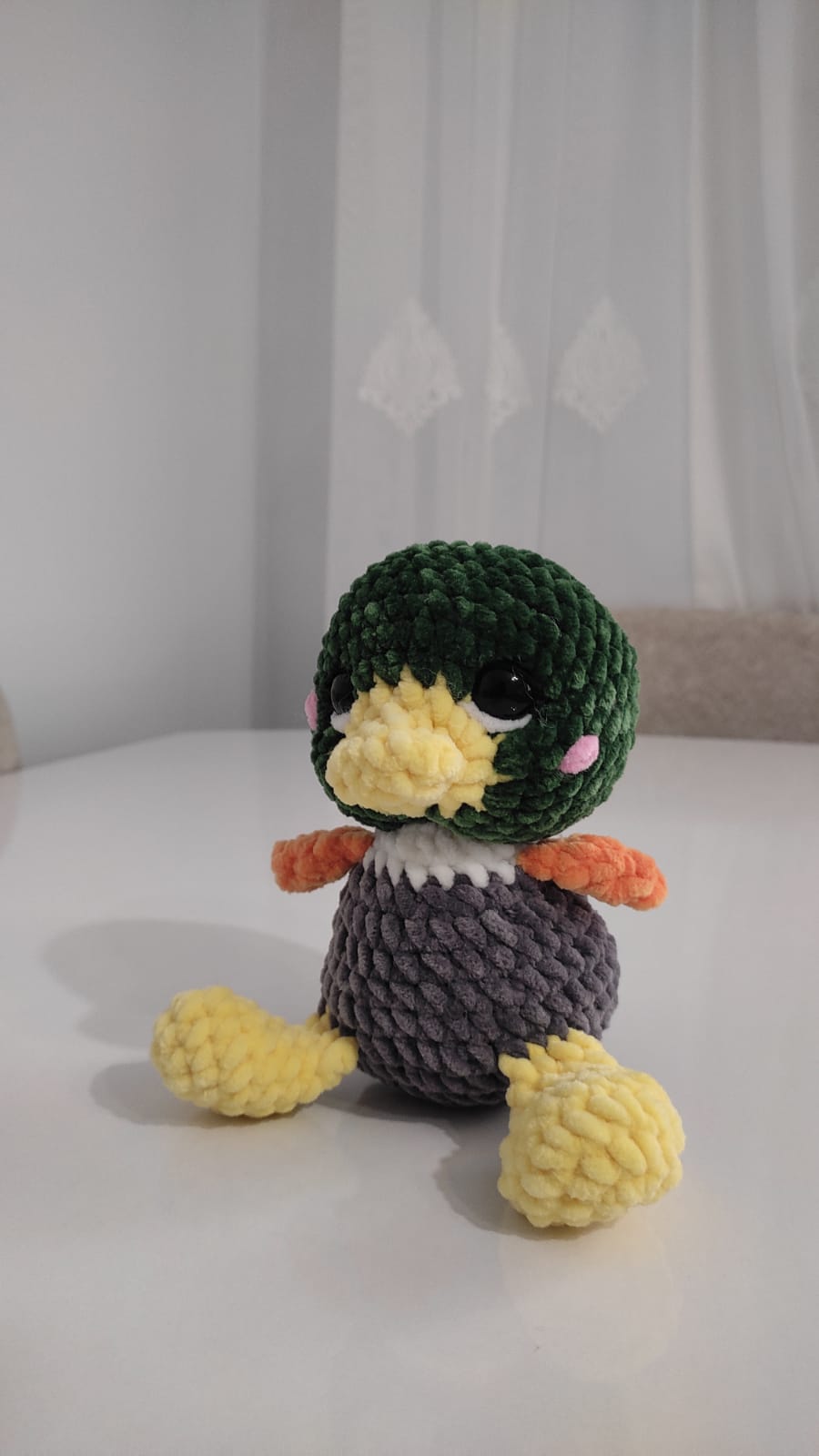 El Örgüsü Amigurumi Oyuncak Ördek